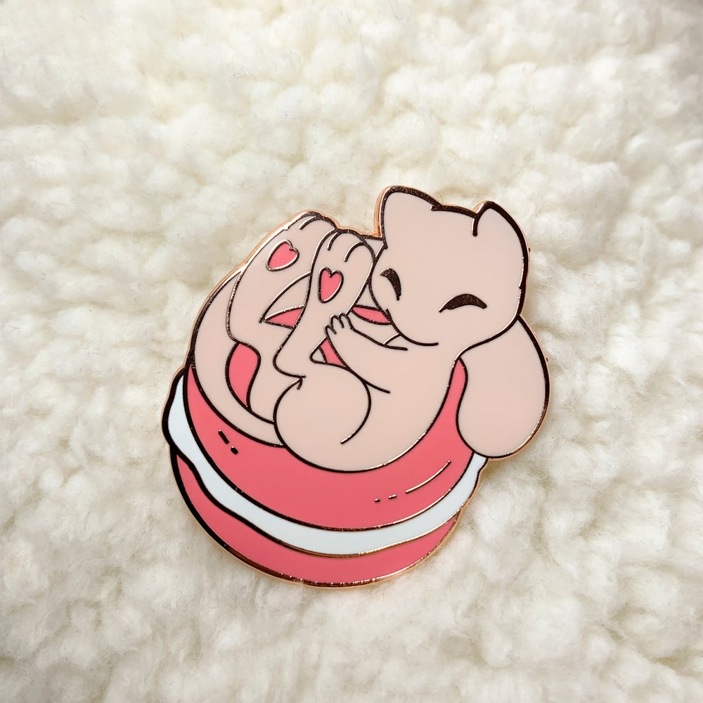 #151 Macaron Pin