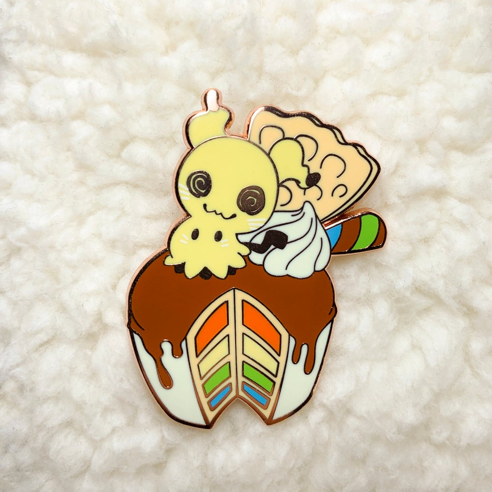 #778 Rainbow Cake Pin