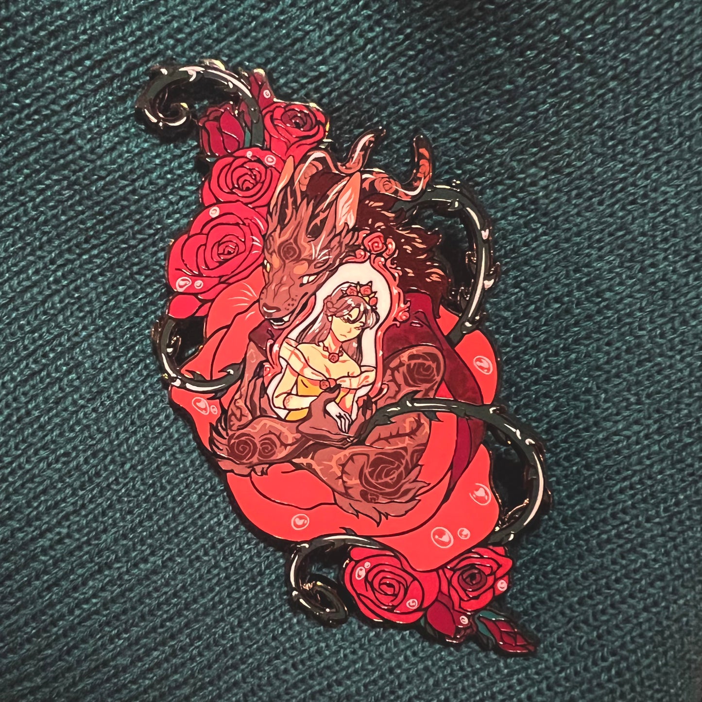 [Fairy Tale] Beauty and the Beast Enamel Pin [Lovers - LE]