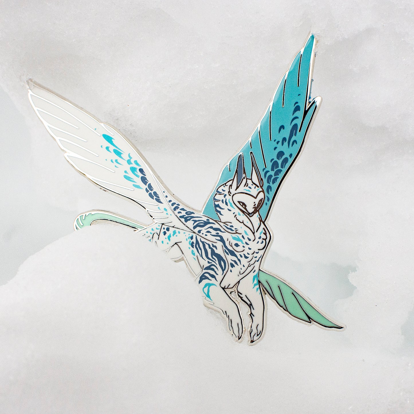 [Mythology] Snowdrift Griffon Pin